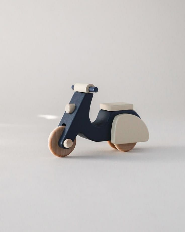 Classic Wooden Toy Scooter – Ride Into Imaginative Play